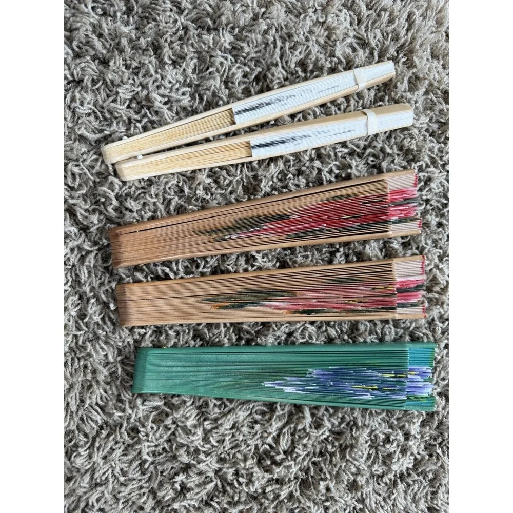 Lot Of Five Folding Hand Fans Wooden And Paper - Picture 10 of 10